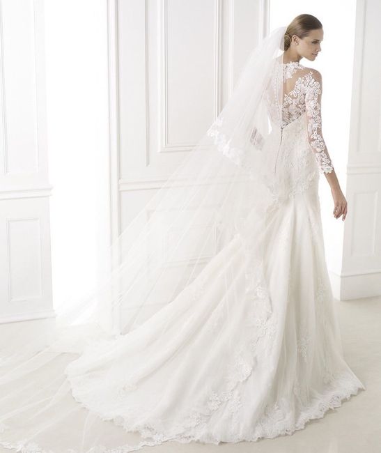 Who designed your dress?