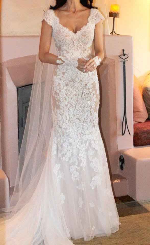 HELP! Who makes this gorgeous dress?!?!?
