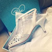 Let Me See Your SHOES!