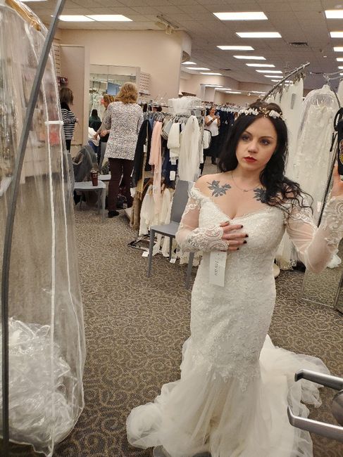 Short Brides! Help with wedding dress! 12