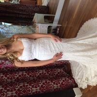 Gowns & Brides