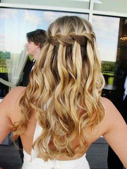 beach wedding hair. opinions please :)