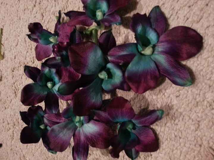 my first (successful) DIY! Dyed flowers