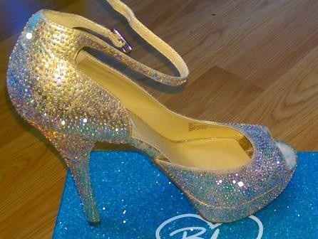 Show me your ... shoes!