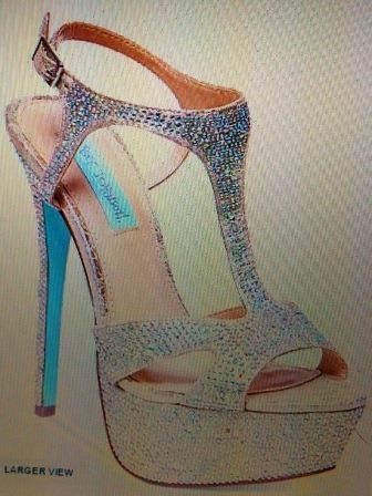 Show me your ... shoes!