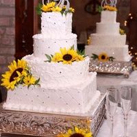 For anyone who plans on using or has used sunflower bouquets.. Can I see yours? *PICS*