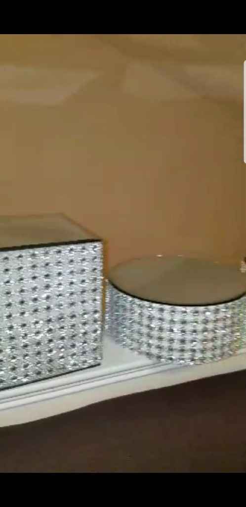 Wedding in 2 weeks asked my wedding event planner for a cake stand - 6