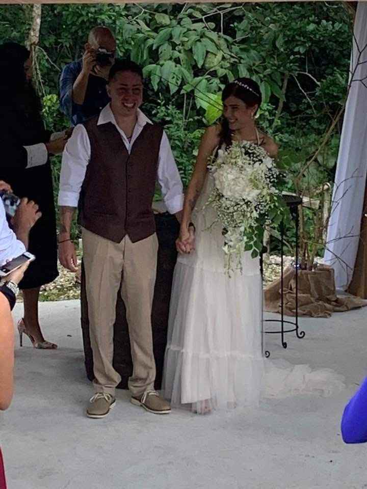 happily Married!! Non-pro pictures first. - 14