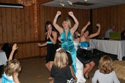 Post Those Wedding Pics You Didn't Want People To See!  : ) BUMPED for New Brides