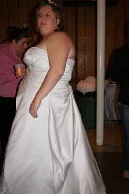 Post Those Wedding Pics You Didn't Want People To See!  : ) BUMPED for New Brides