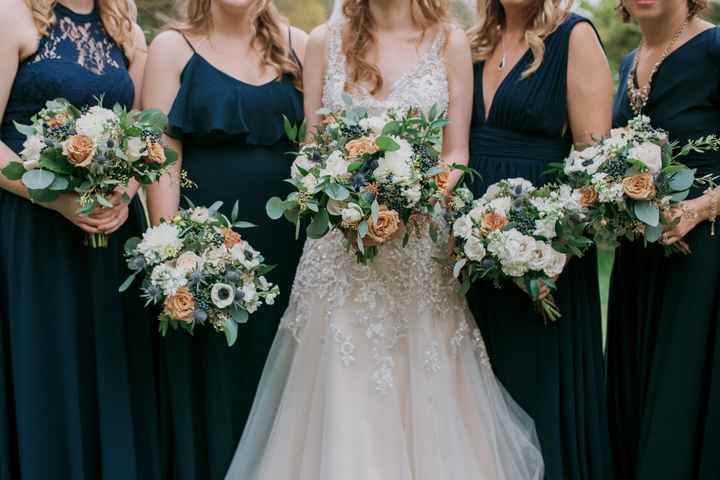 Help! Fall/rustic wedding September 5th in a country club? - 1