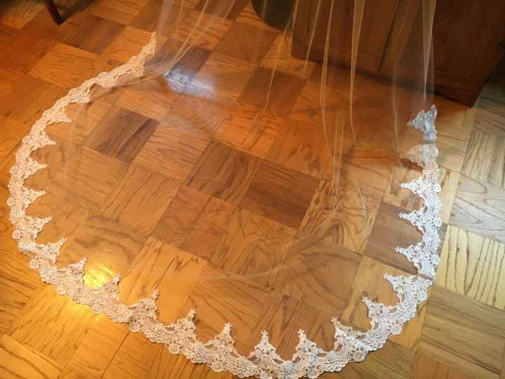 Buying a veil online