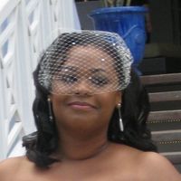 **pics**Lets see your veil... I want two is that weird?