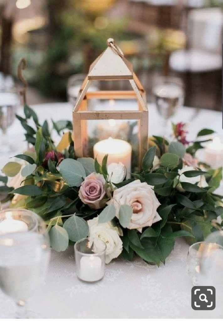 Centerpieces - Matching or Mixing It Up? - 1