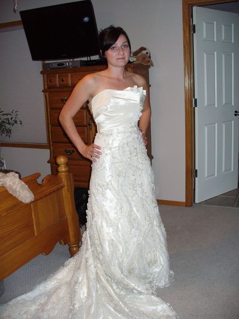 Weird OBSESSION: I love seeing brides in their ACTUAL dresses :)