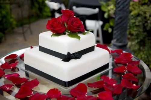 Show us your wedding colors!