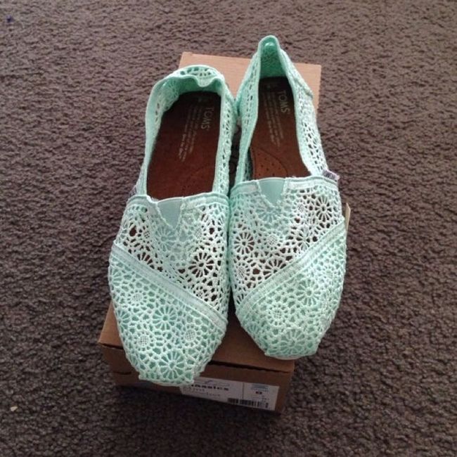Show off your shoes ladies.
