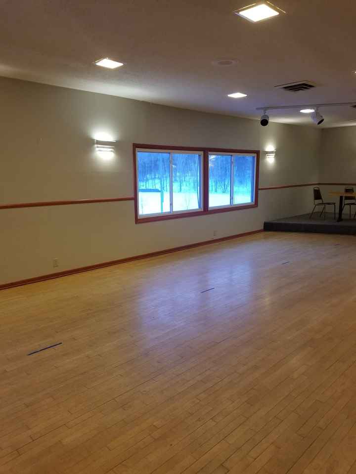 Ugly red wall trim - 1