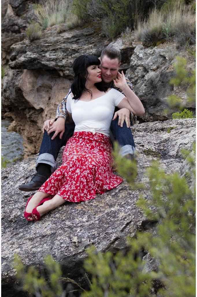 Engagement pictures!! - 1
