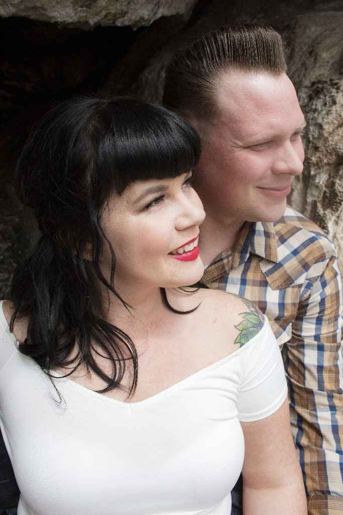 Engagement pictures!! - 2