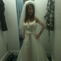 Show us your wedding dress!!!!!!