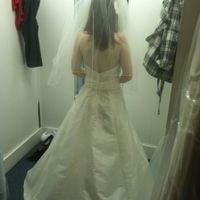 Show us your wedding dress!!!!!!