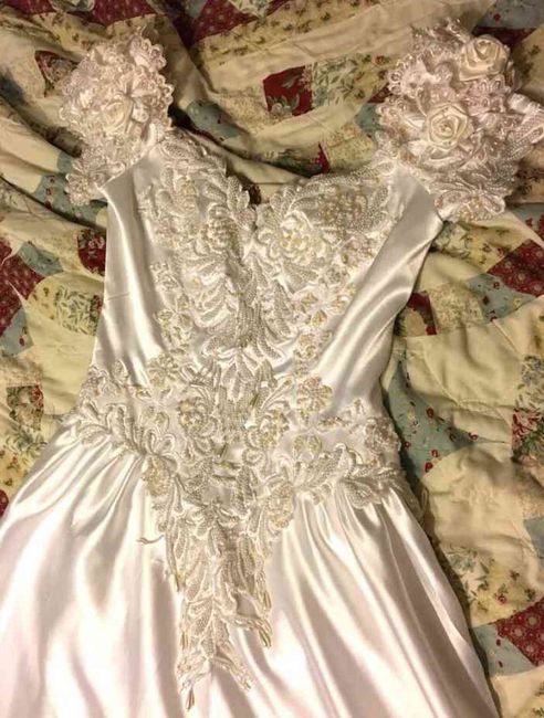 What’s your favorite detail of your dress? - 1