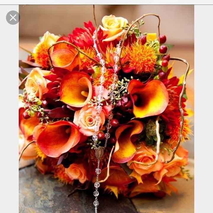 Cascading vs. Round Bouquet. Why did you pick one or the other?