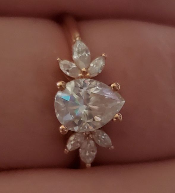 Brides of 2022! Show us your ring! - 1