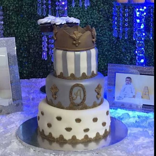Wedding Cake on a budget - 5