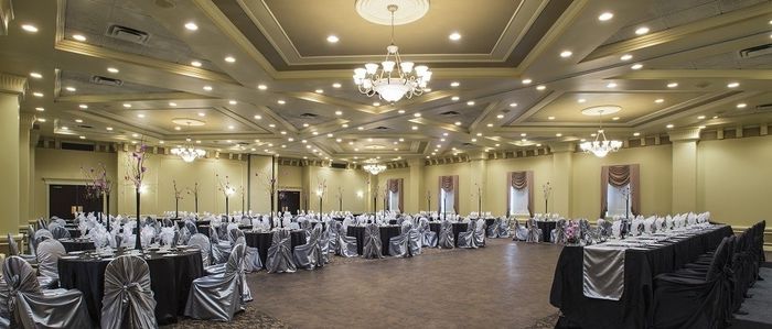 Let's see those wedding venues!