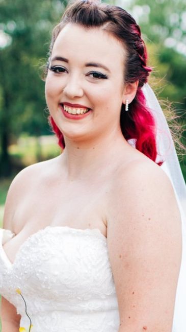 Medium/short Hair Brides 8