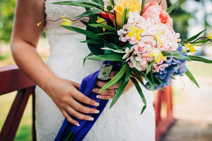 Are French tip manicures no longer popular? - 1