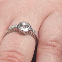 Mine has a rose cut diamond 