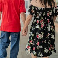 Engagement Photo outfits! - 1