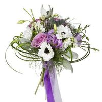 How big is your bouquet going to be? - 1