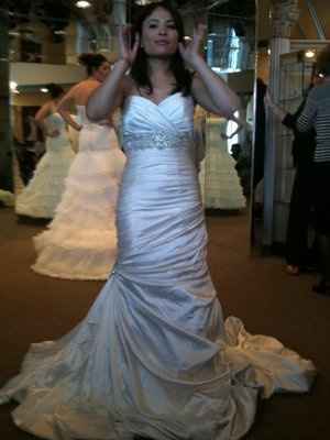 PLEASE HELP! wedding gowns: which one??