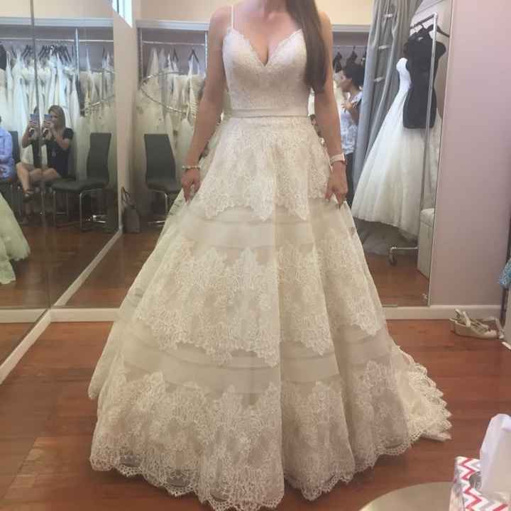 I wanna see your wedding dress!