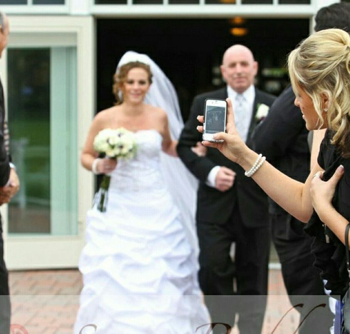 Unplugged wedding