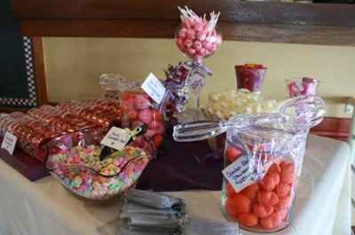 Yet another candy buffet thread..Married gals who had one at their reception...