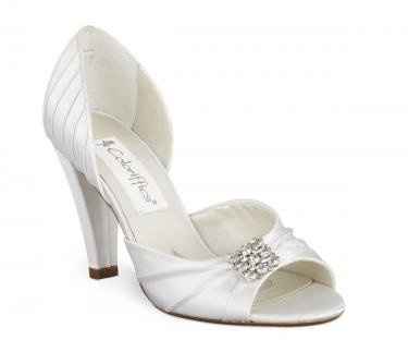 Do your shoes match your dress? Show me!