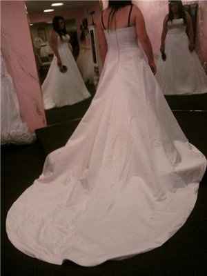 Ok,I think it's been a week or so...DRESSES PLEASE?! *whines