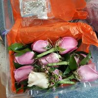 Fake flowers vs. Fresh flowers