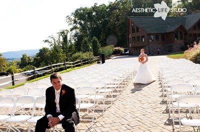 help please!! i need some ideas for ceremony decor. pics...