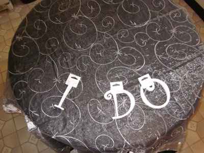 table linens came in the mail! Pics...