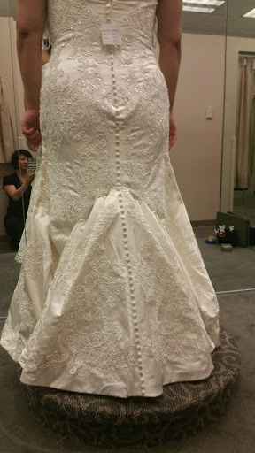 Lets see those dresses!