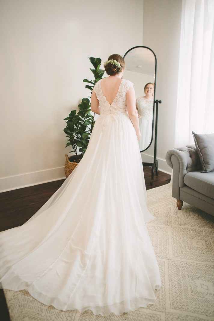 The back of the gown in all of it's glory. :-)
