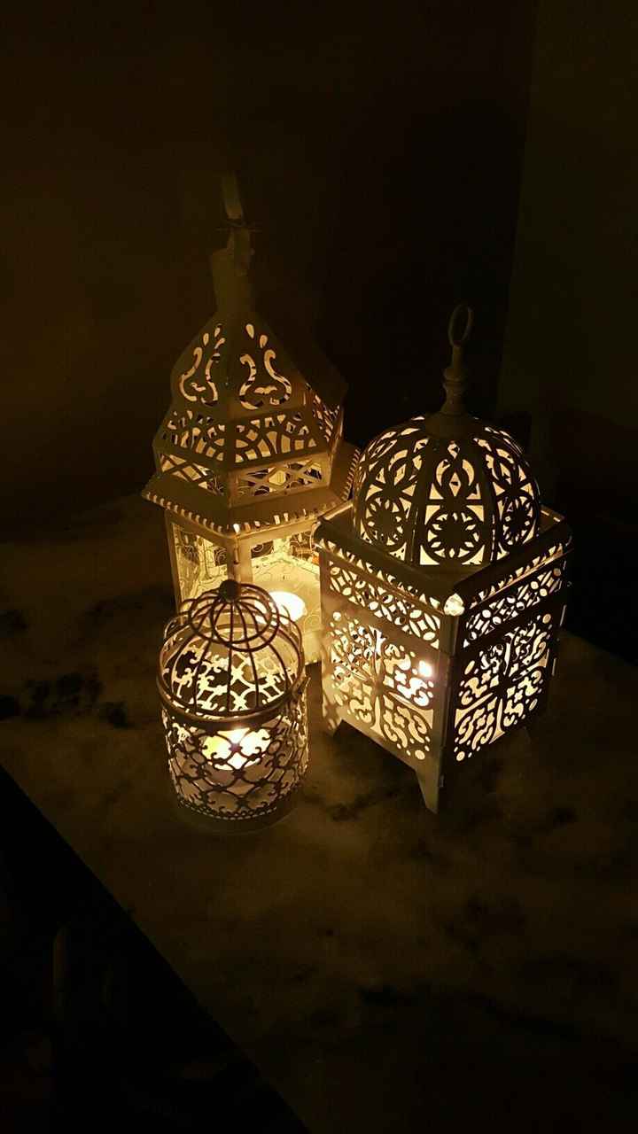 Centerpieces arrived- lanterns