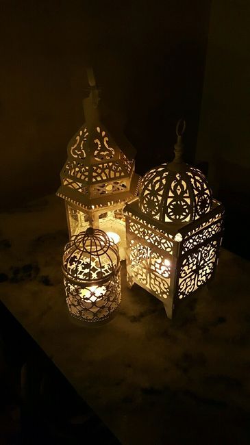 Centerpieces arrived- lanterns