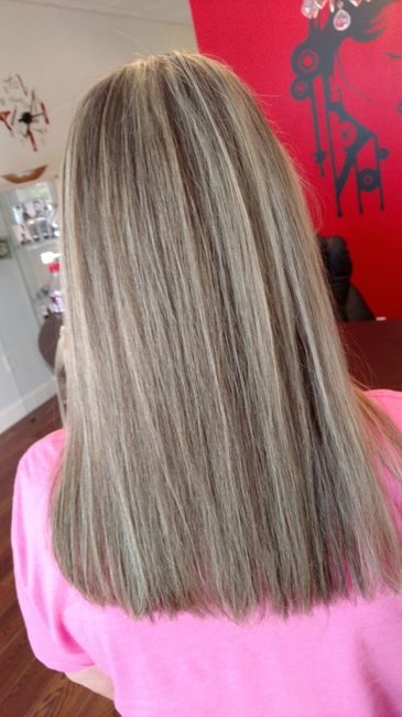 She always straightens, but usually I wear curly